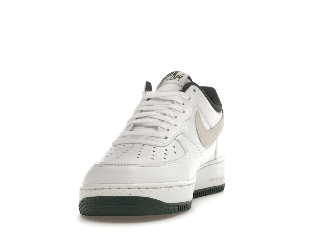 Nike Air Force 1 Low '07 LV8 Vintage Green