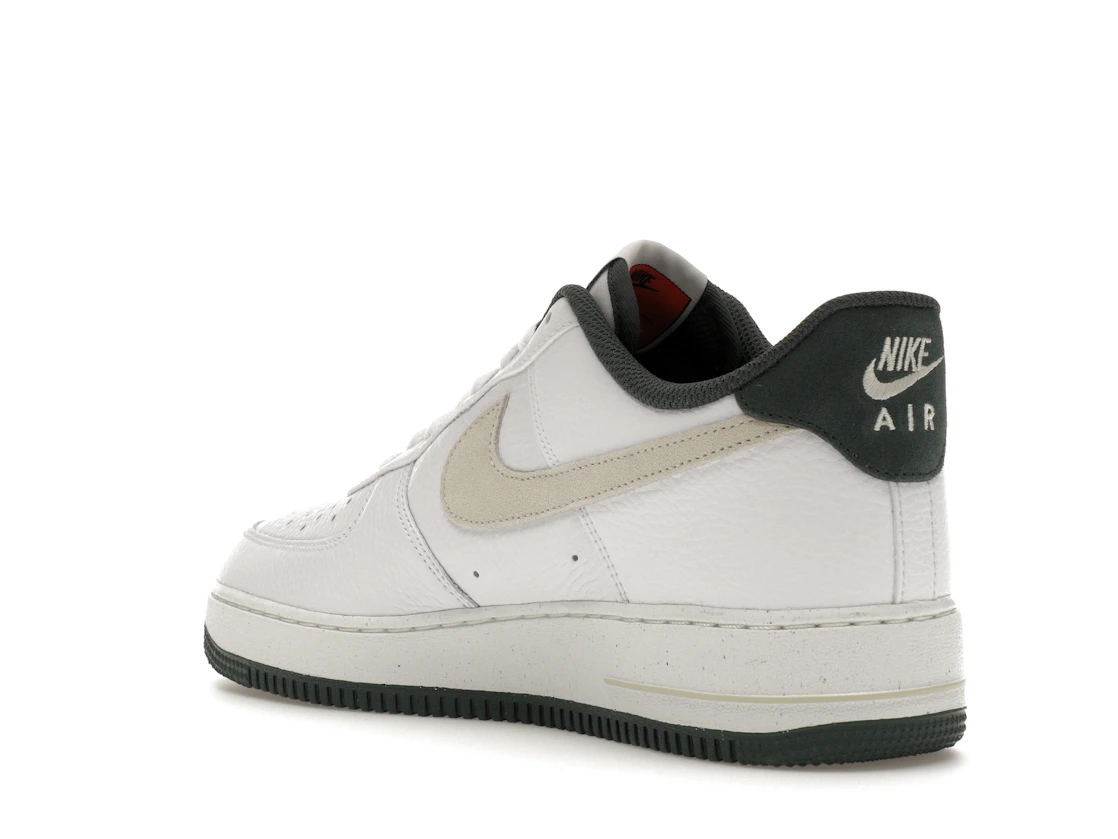 Nike Air Force 1 Low '07 LV8 Vintage Green