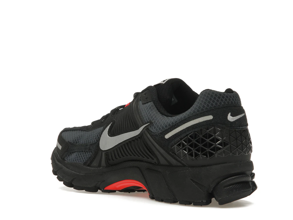 tenisky a boty Nike Zoom Vomero 5 Black Metallic University Red HV2527-002 ADONIO