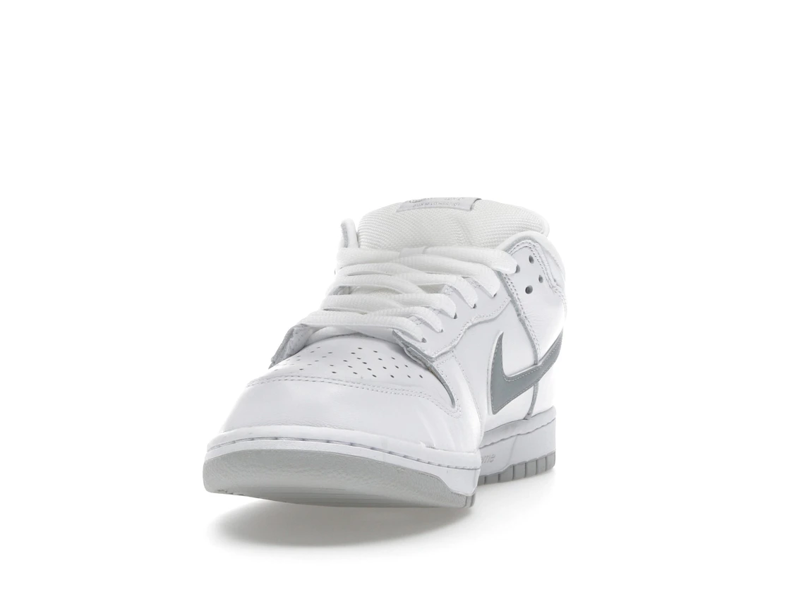Nike SB Dunk Low Supreme 94 White Metallic Silver