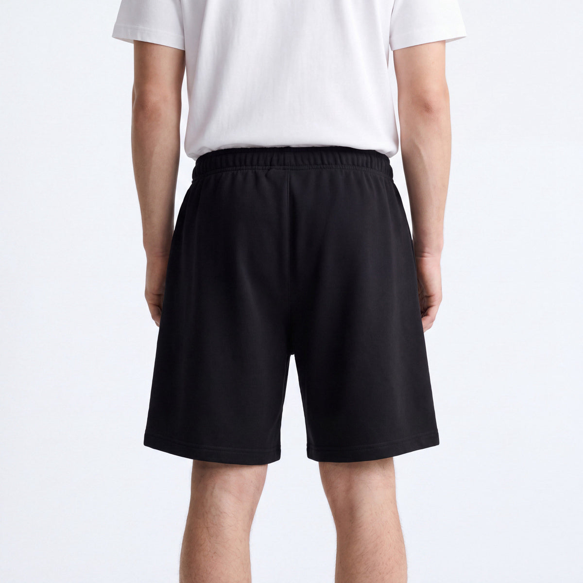 šortky Fear of God Essentials S25 Shorts Glossy Jet Black 160SP252000F ADONIO
