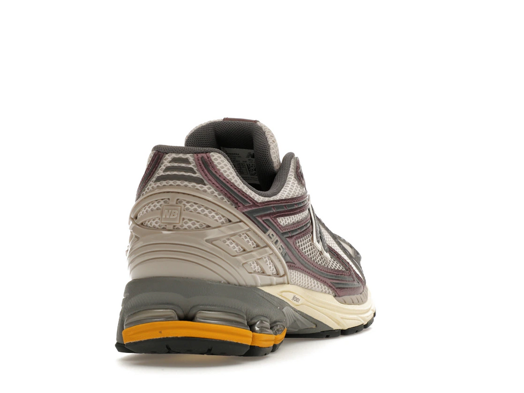 New Balance 1906R Licorice