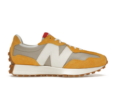 New Balance 327 Varsity Gold Beige