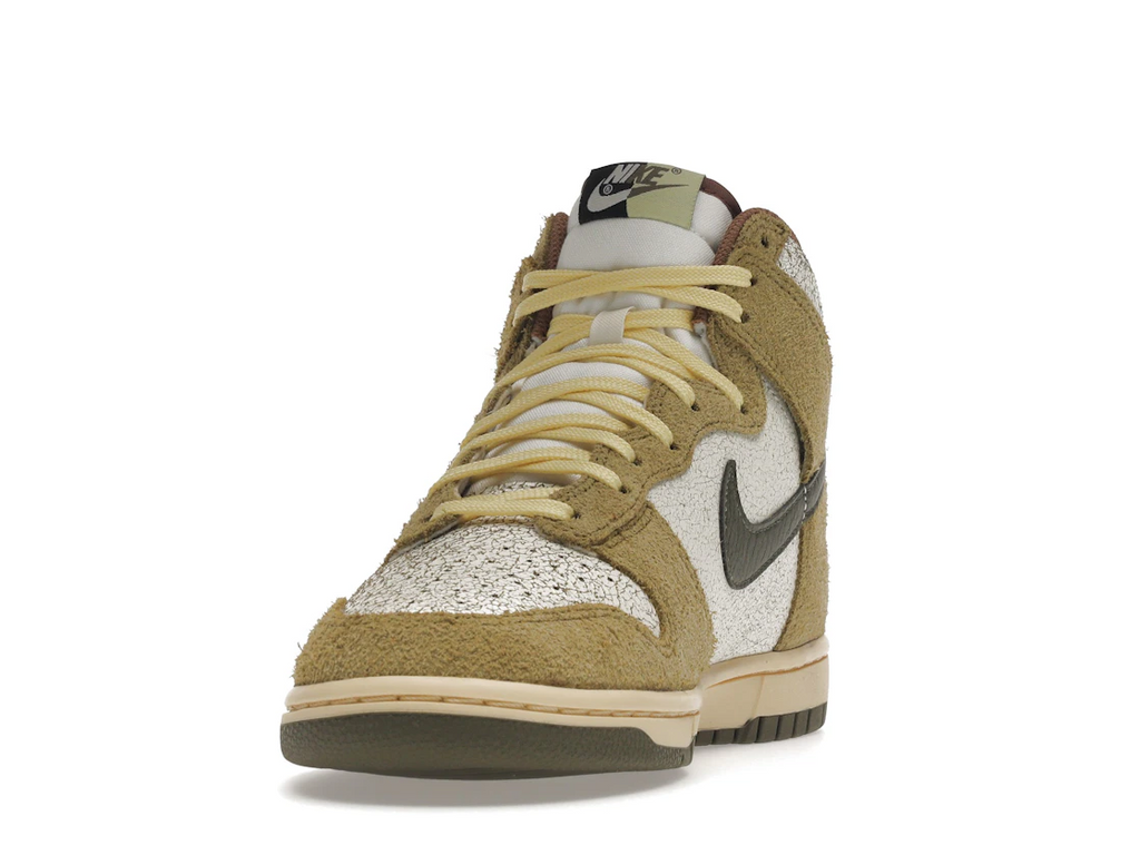 Nike Dunk High Retro Re-Raw Halloween (2021)