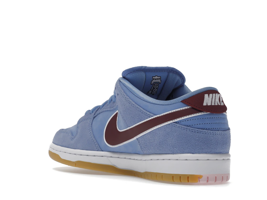 Nike SB Dunk Low Philadelphia Phillies