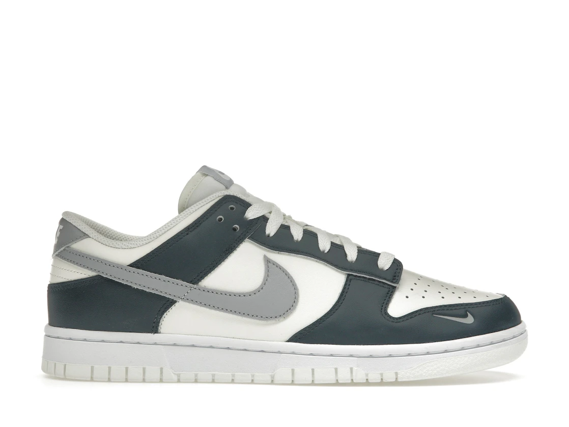 Nike Dunk Low Armoury Navy (W)