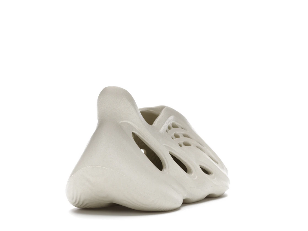 adidas Yeezy Foam RNNR Sand