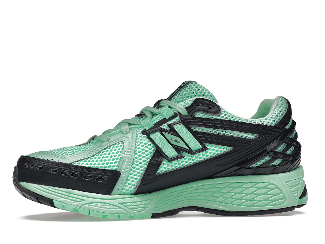 New Balance 1906R size? Exclusive Green Black