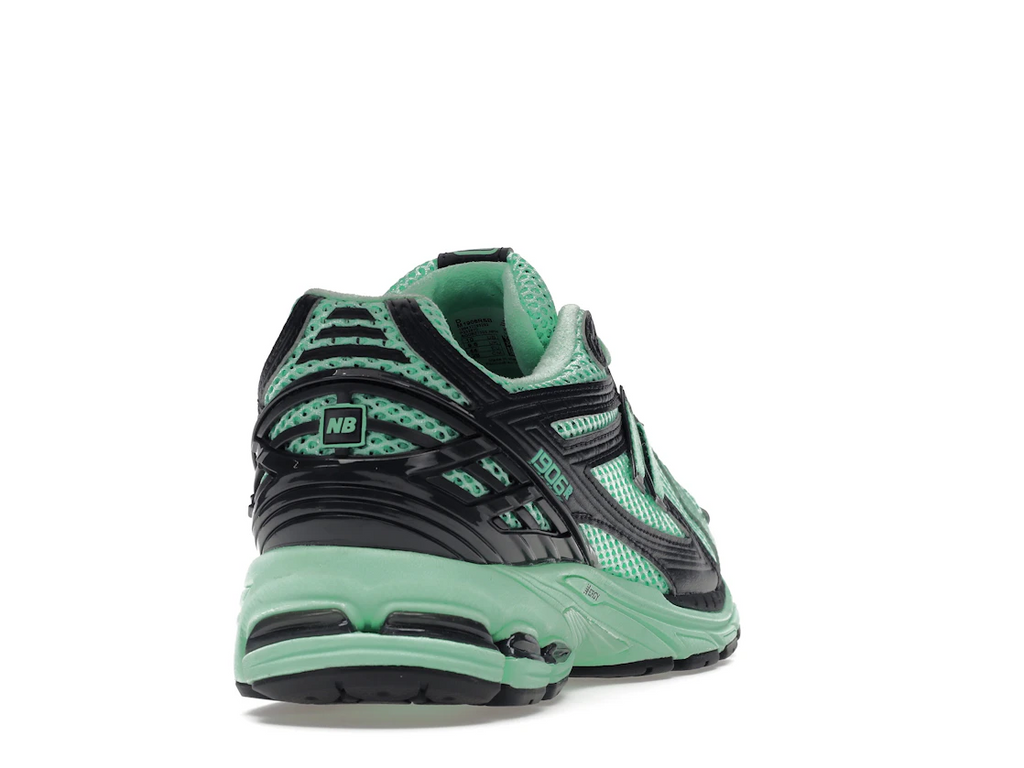 New Balance 1906R size? Exclusive Green Black