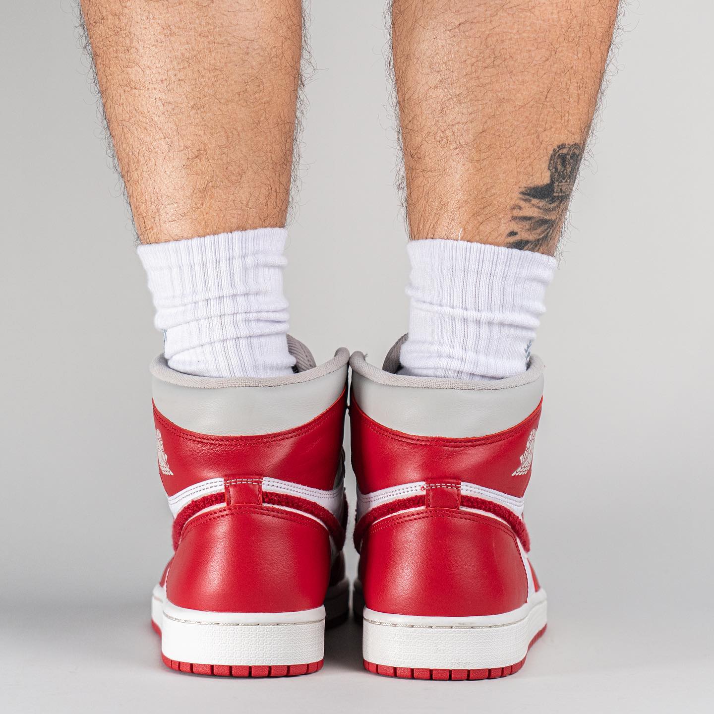Air Jordan 1 High OG Varsity Red (W)
