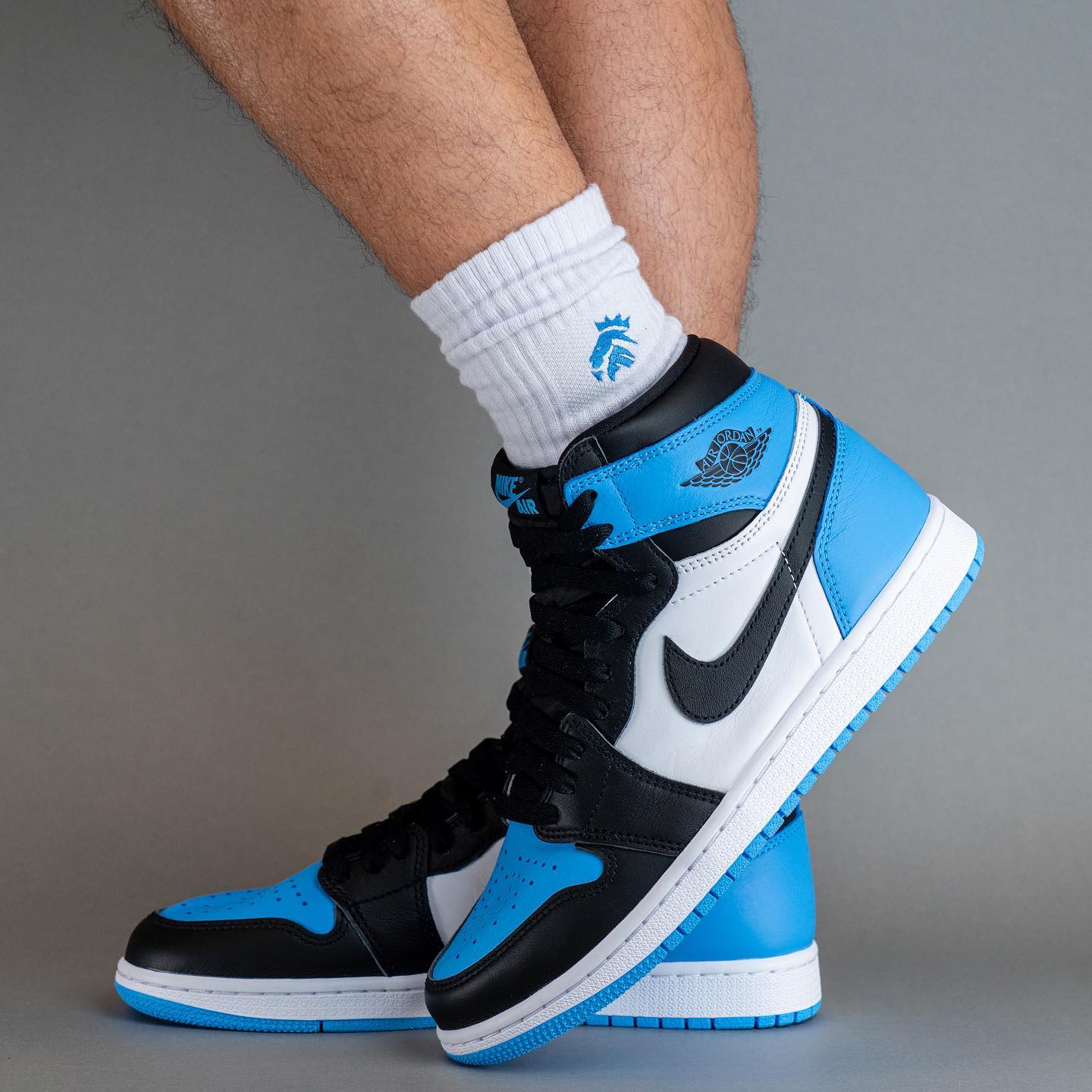 Air Jordan 1 Retro High OG UNC Toe