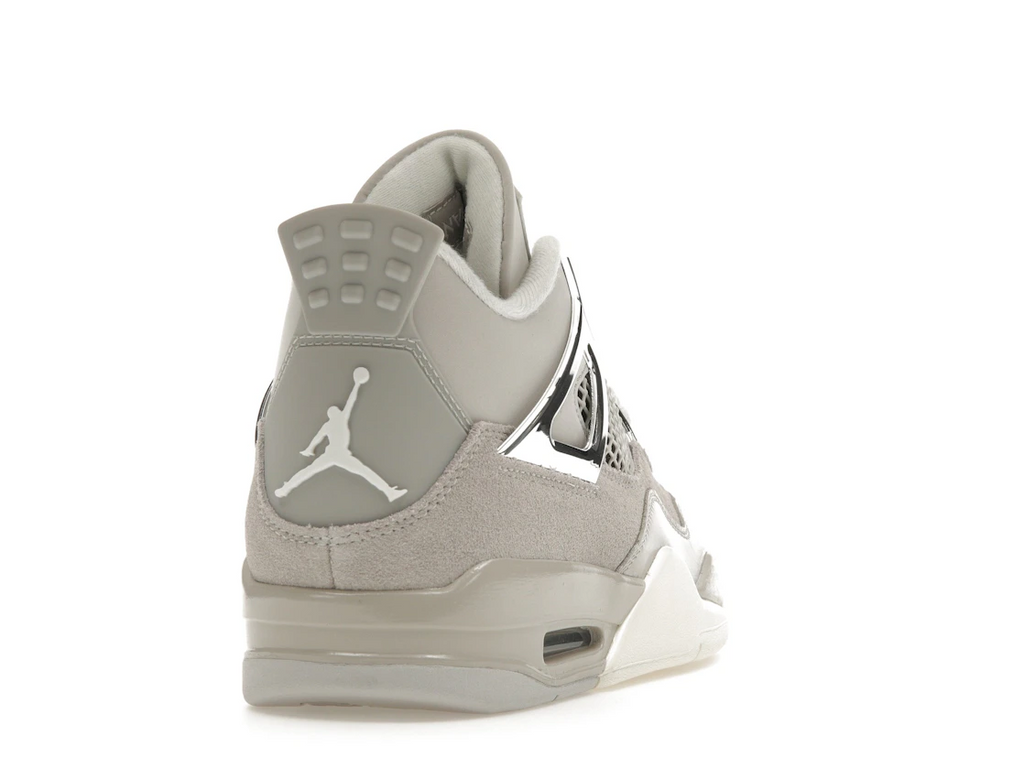 Air Jordan 4 Frozen Moments (W)