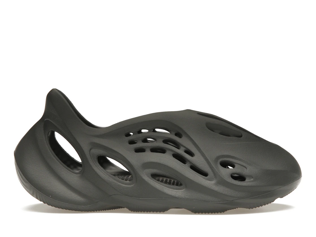 adidas Yeezy Foam RNNR Carbon