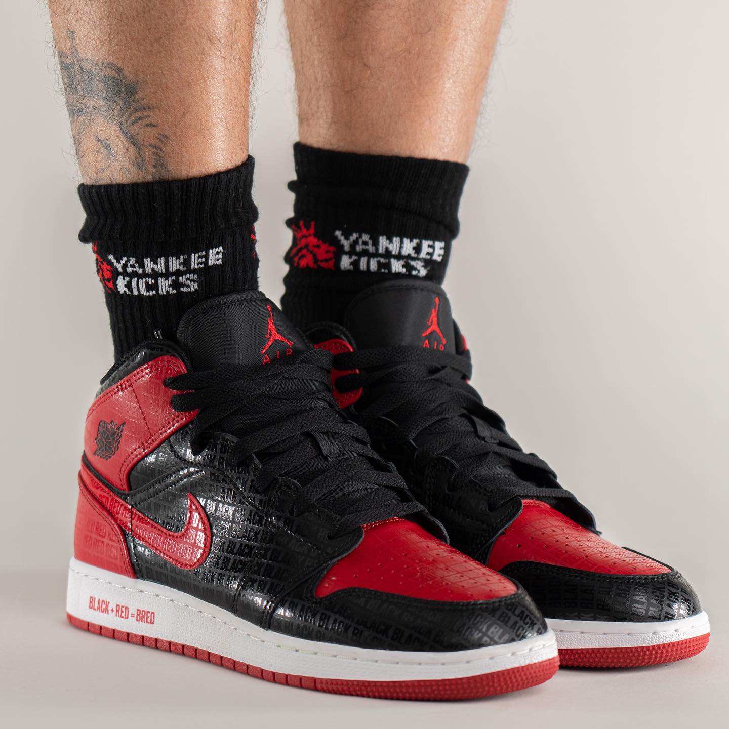 Air Jordan 1 Mid Bred Text (GS)