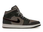Air Jordan 1 Mid Night Stadium