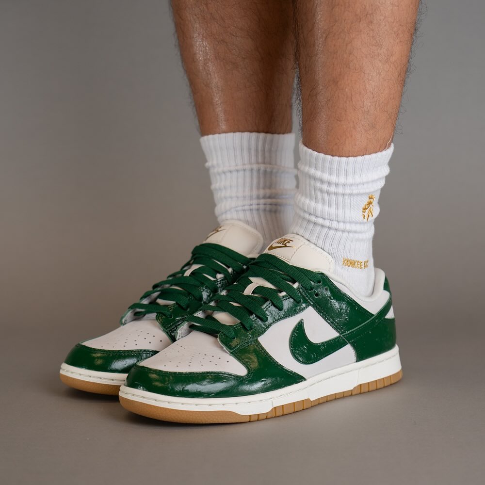 Nike Dunk Low LX Gorge Ostrich (W)