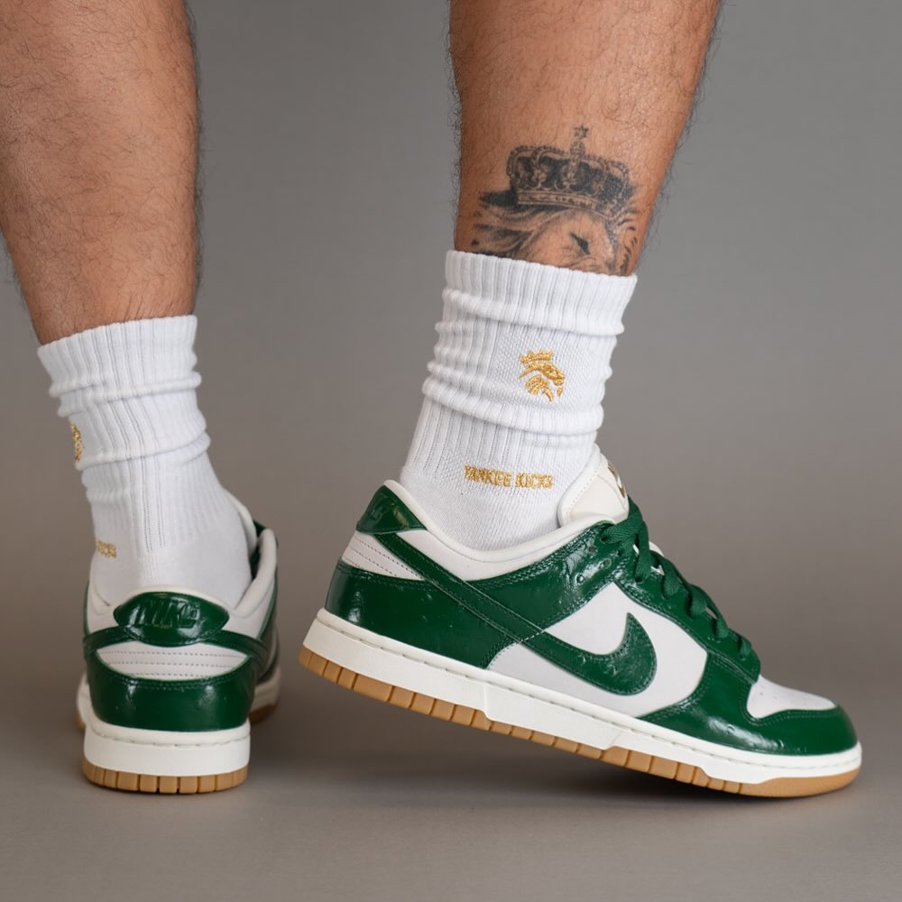 Nike Dunk Low LX Gorge Ostrich (W)
