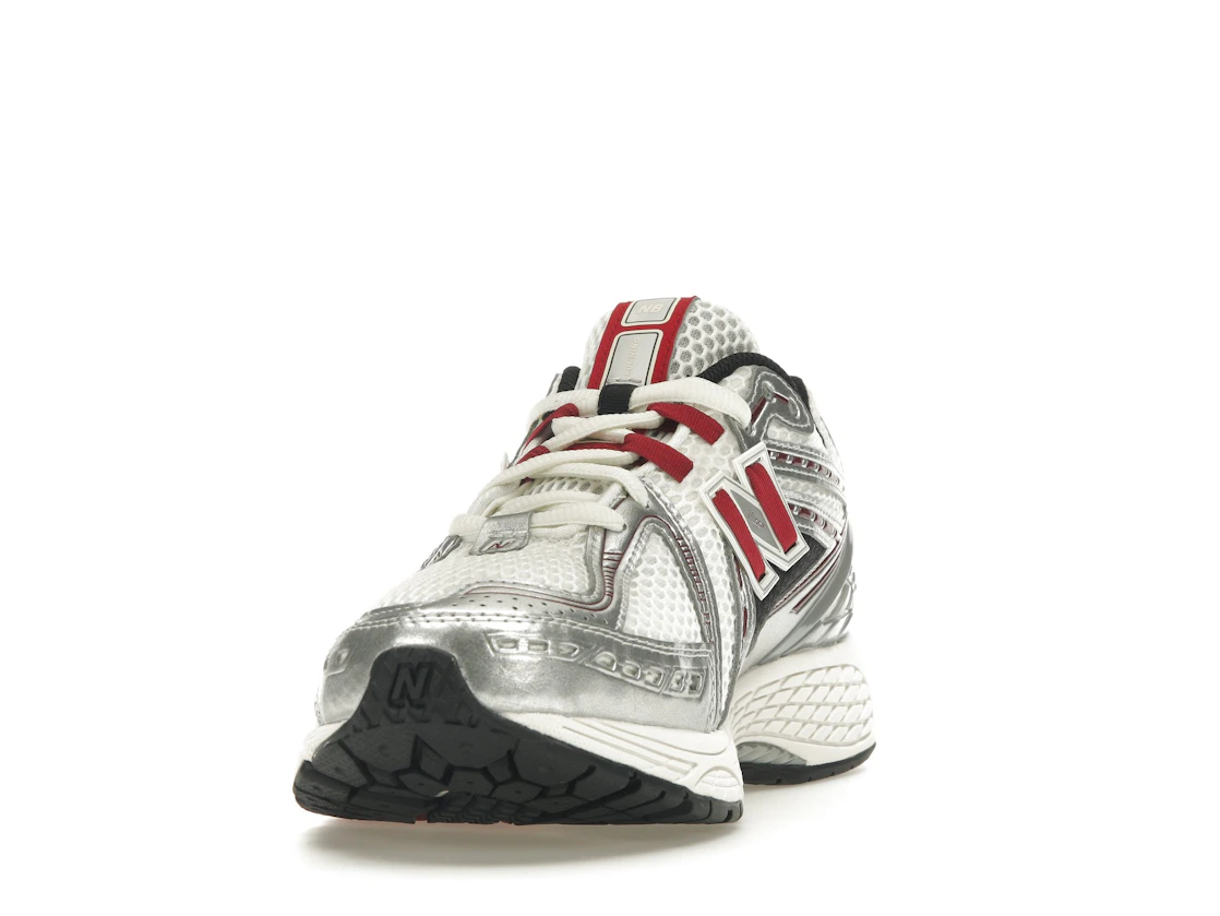 New Balance 1906R Silver Classic Crimson