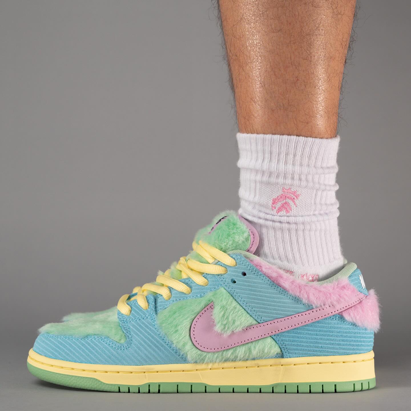 Nike SB Dunk Low Verdy Visty