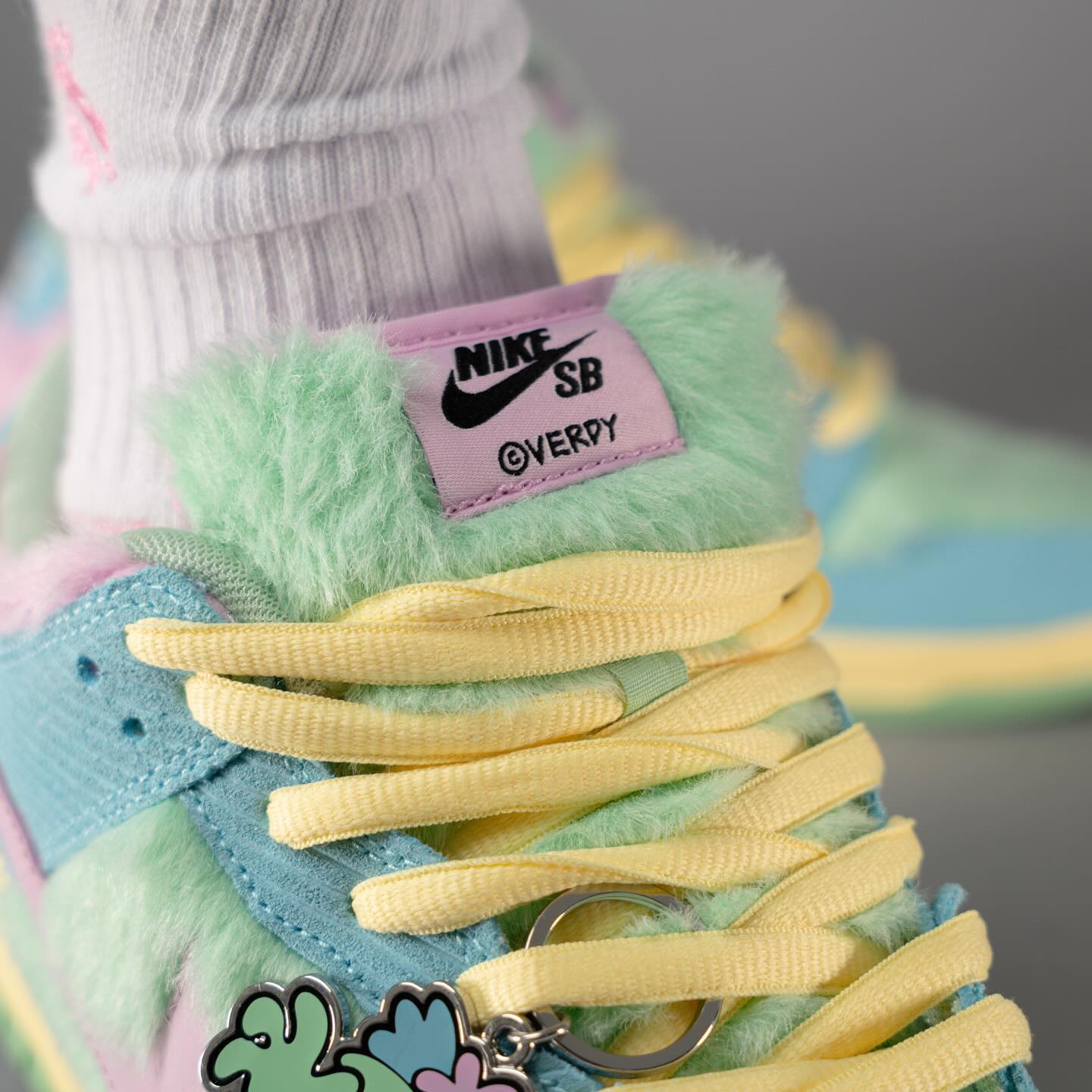 Nike SB Dunk Low Verdy Visty