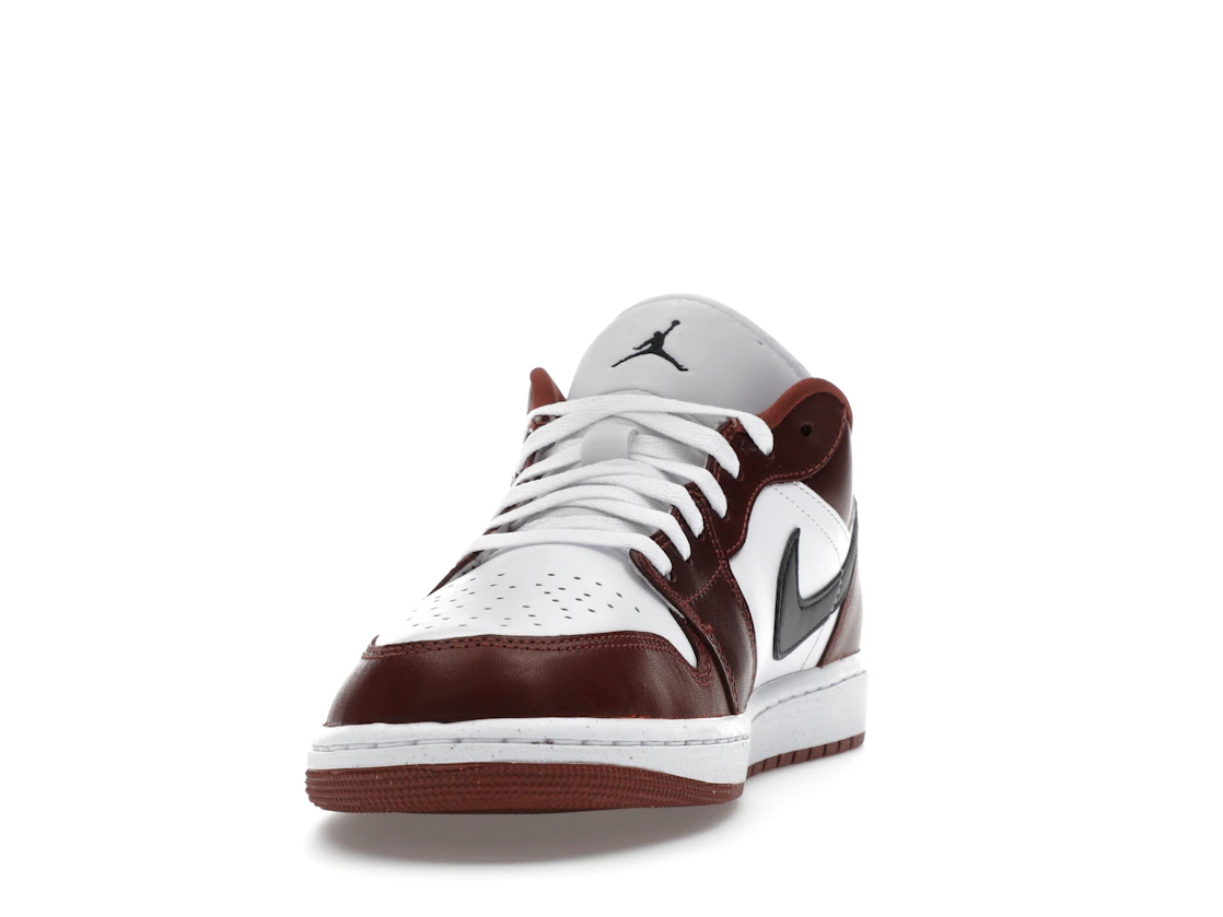 Jordan 1 Low SE Dark Pony
