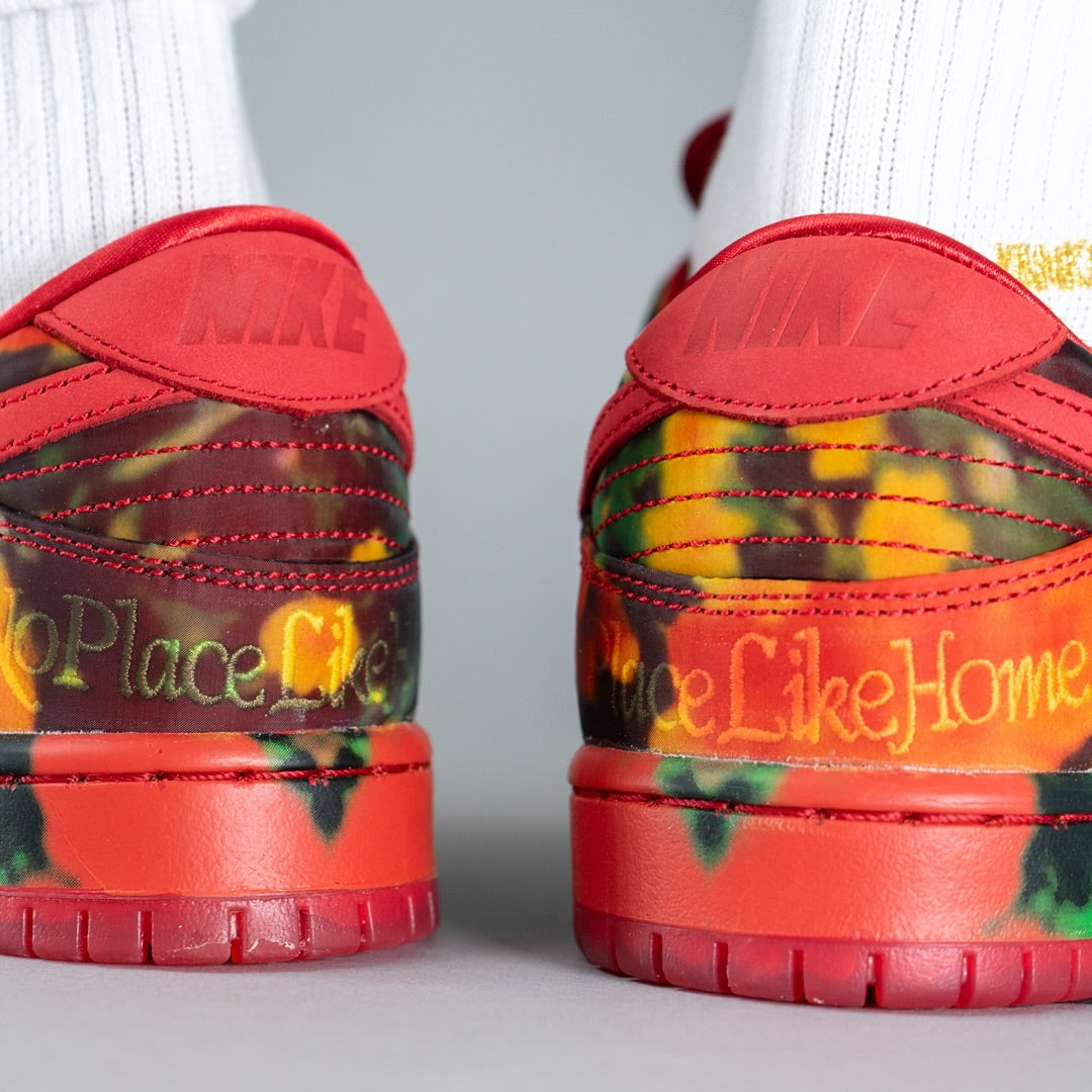 Nike SB Dunk Low The Wizard of Oz Poppy Field