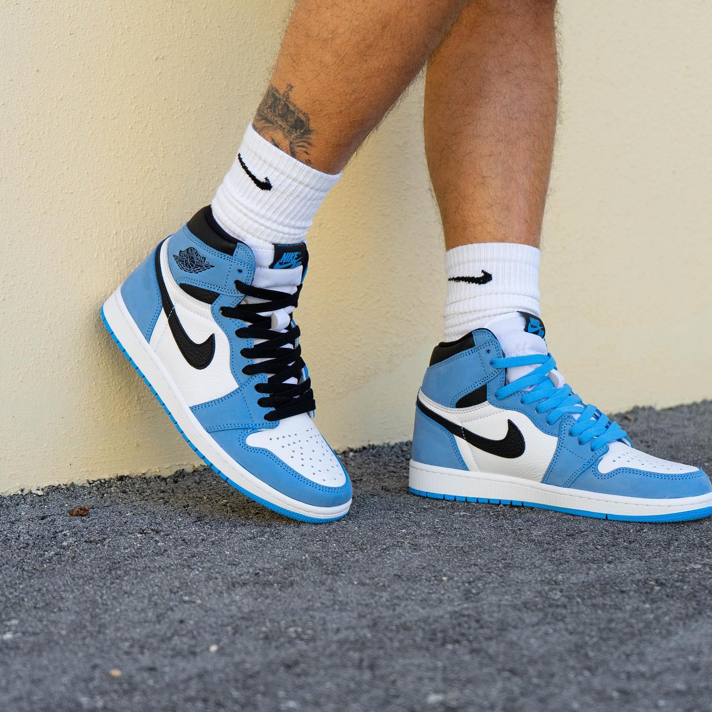 Air Jordan 1 Retro High White University Blue Black