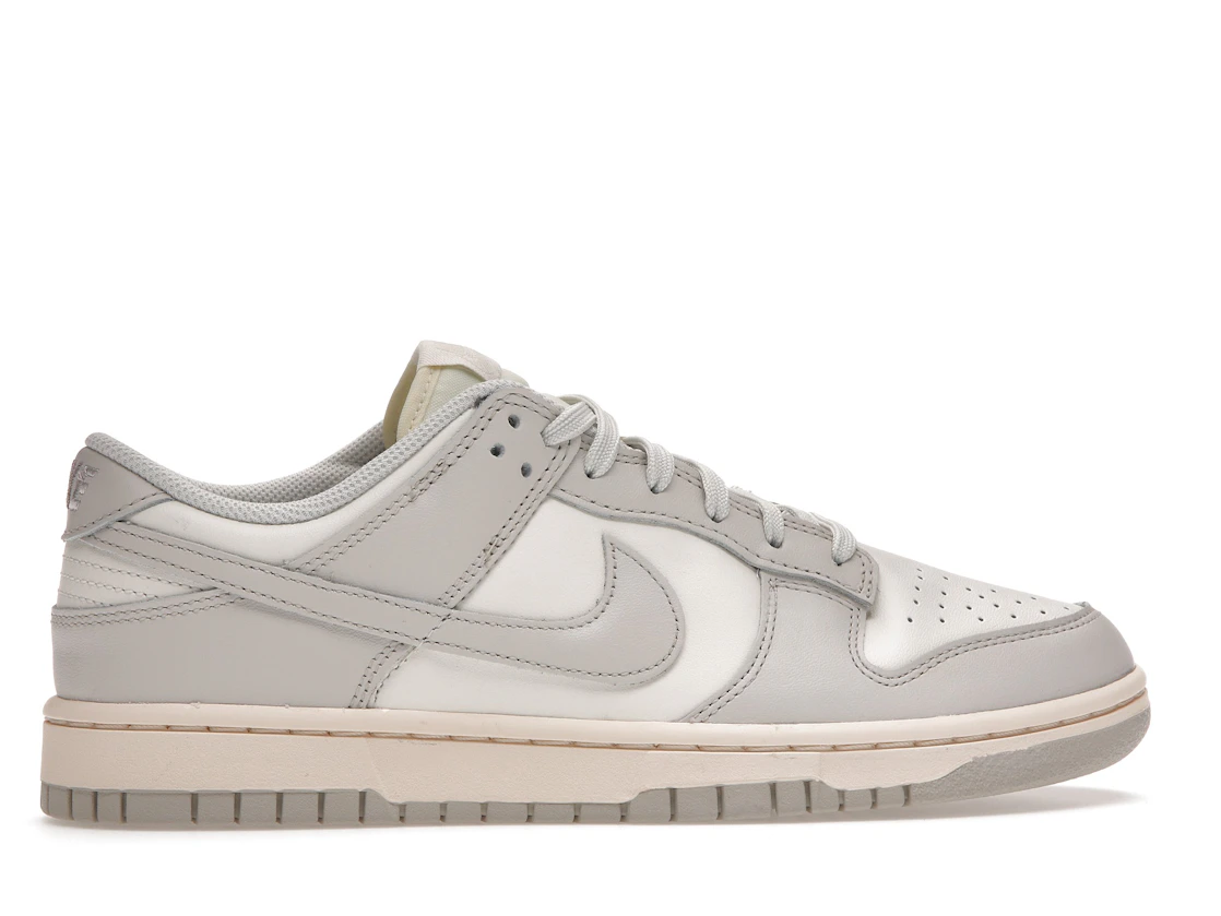 Nike Dunk Low Sail Light Bone (W)
