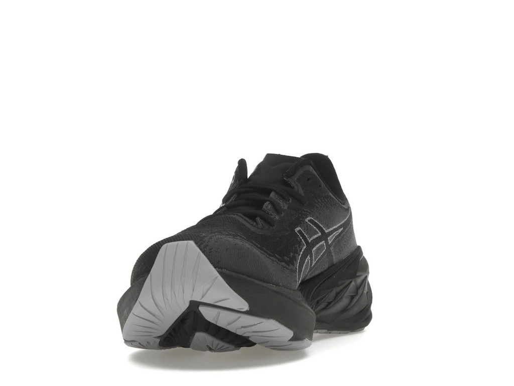 ASICS Novablast 4 Black Graphite Grey
