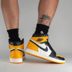 Air Jordan 1 Retro High OG Yellow Toe