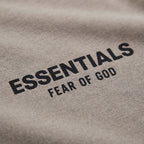 tričko Fear of God Essentials S25 T-Shirt Homestead Heather ADONIO