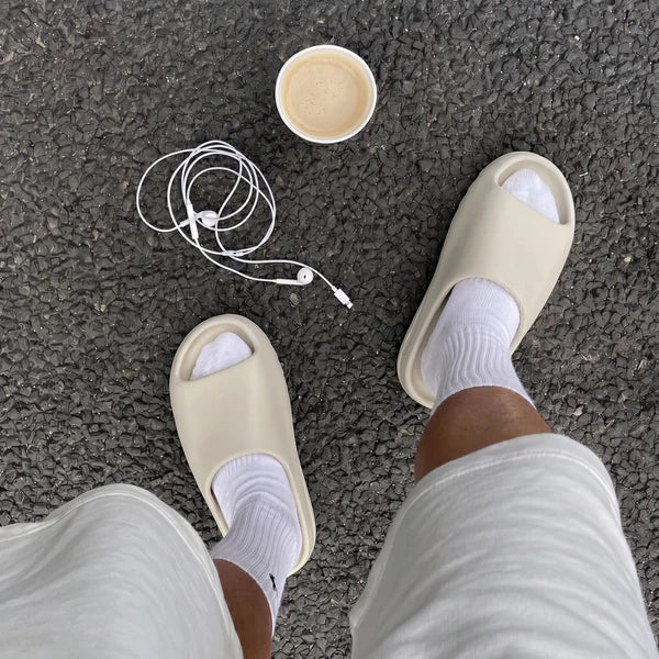 YEEZY SLIDE YS-01 Cream