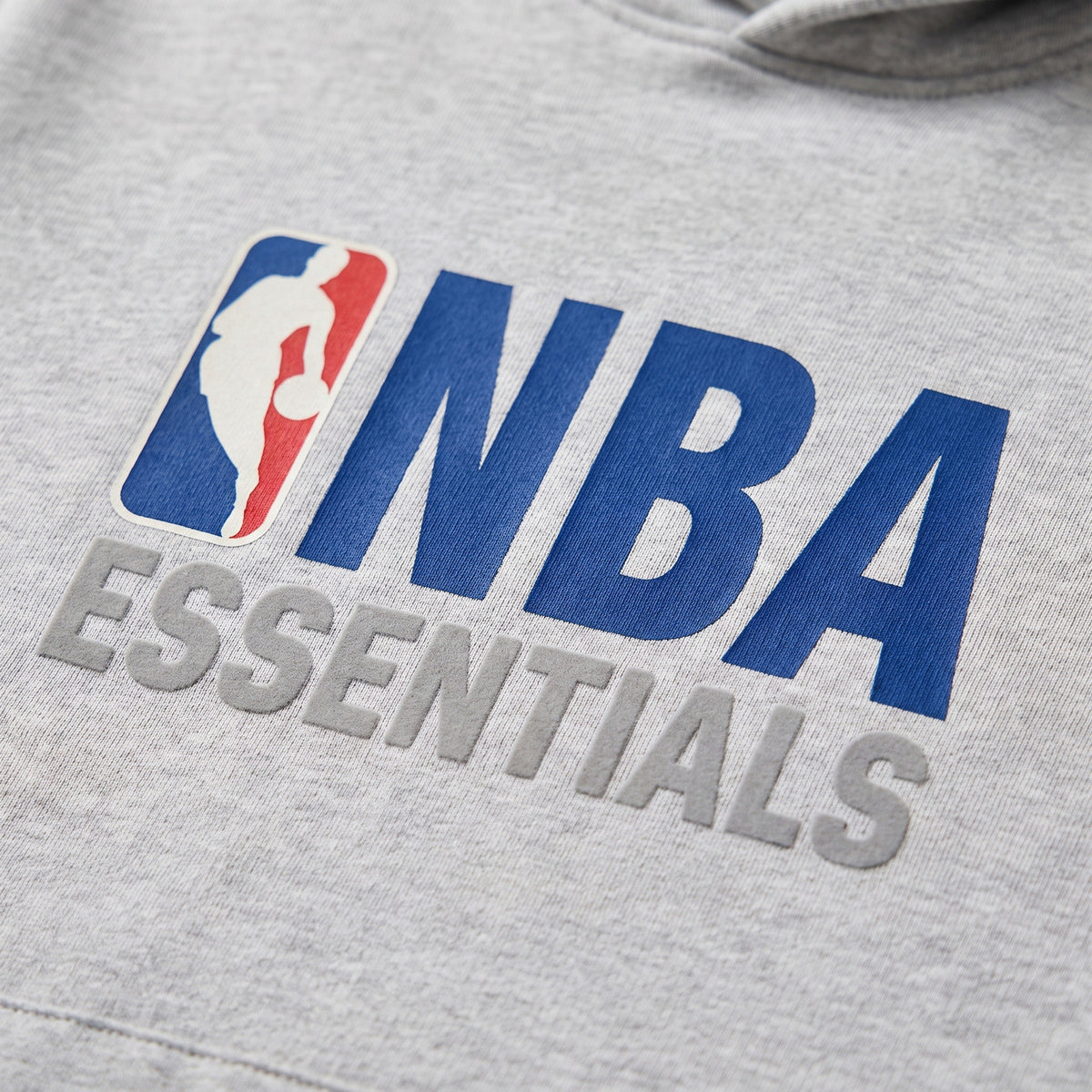 Fear of God Essentials NBA S24 Hoodie Light Heather – detail