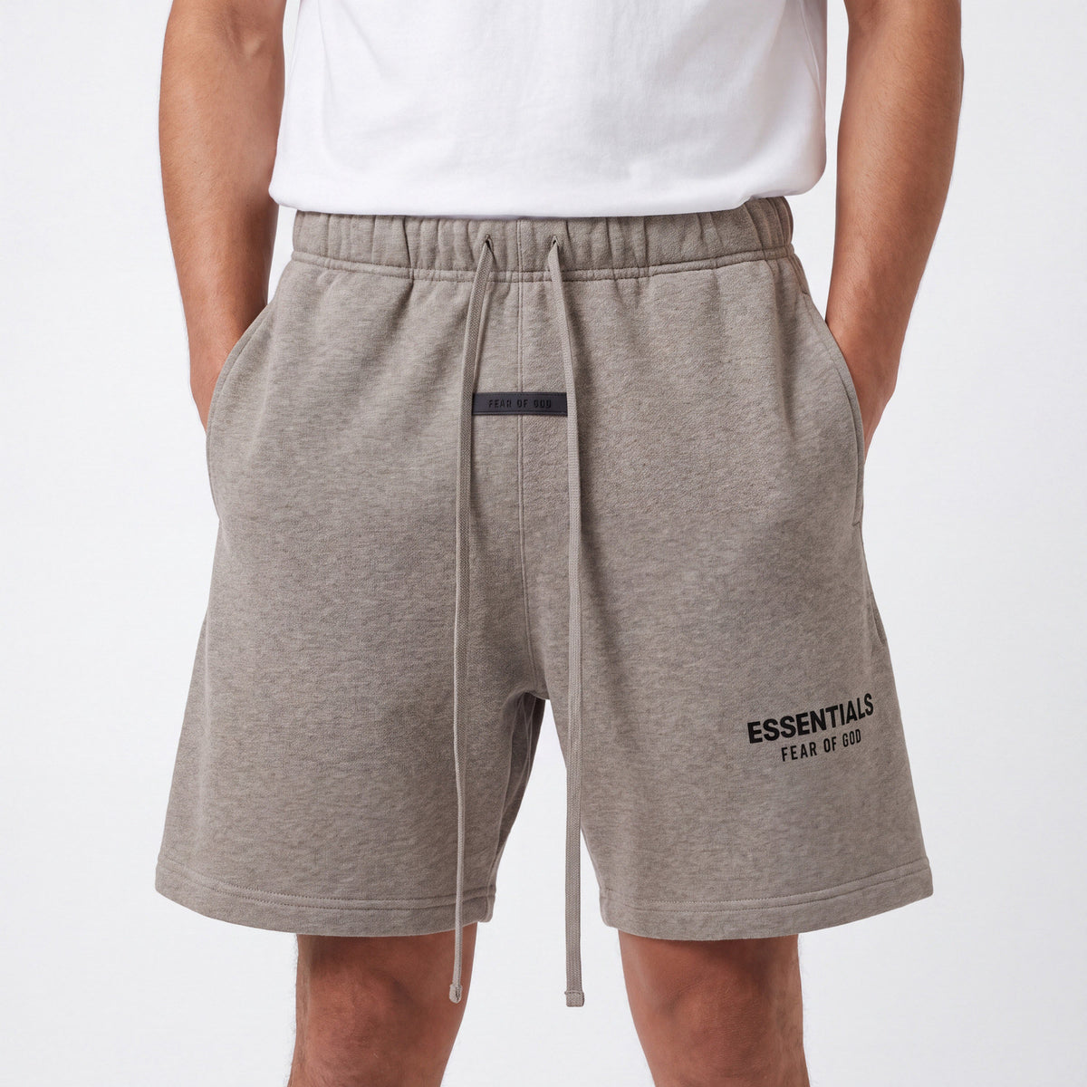 Fear of God Essentials S25 Shorts Homestead Heather – model foto