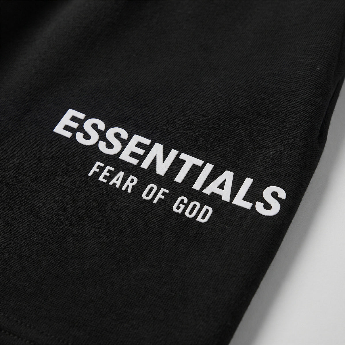 Fear of God Essentials (S25) Shorts Jet Black – detail