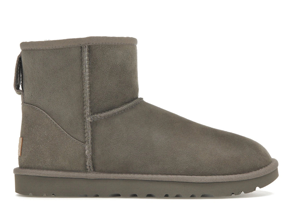 tenisky a boty UGG Classic Mini II Boot Smoke Plume (W) 1016222-SKP ADONIO