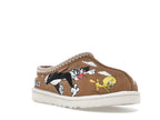 tenisky a boty UGG Tasman Slipper Palace x Looney Tunes Chestnut 1181910-CHE ADONIO