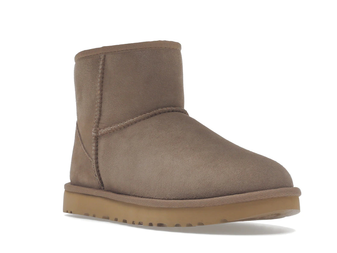 tenisky a boty UGG Classic Mini II Boot Caribou (W) 1016222-CRBO ADONIO