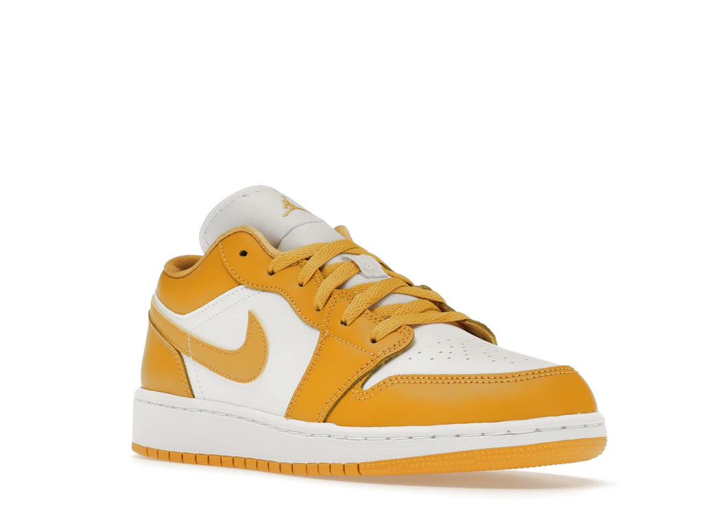 tenisky a boty Jordan 1 Low White Pollen (GS) 553560-171 ADONIO