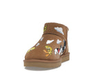 tenisky a boty UGG Classic Ultra Mini Boot Palace x Looney Tunes Chestnut 1181891-CHE ADONIO