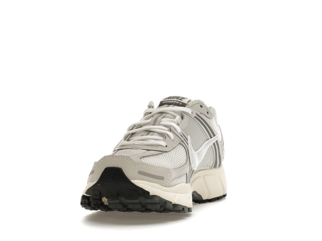 Nike Zoom Vomero 5 Platinum Tint