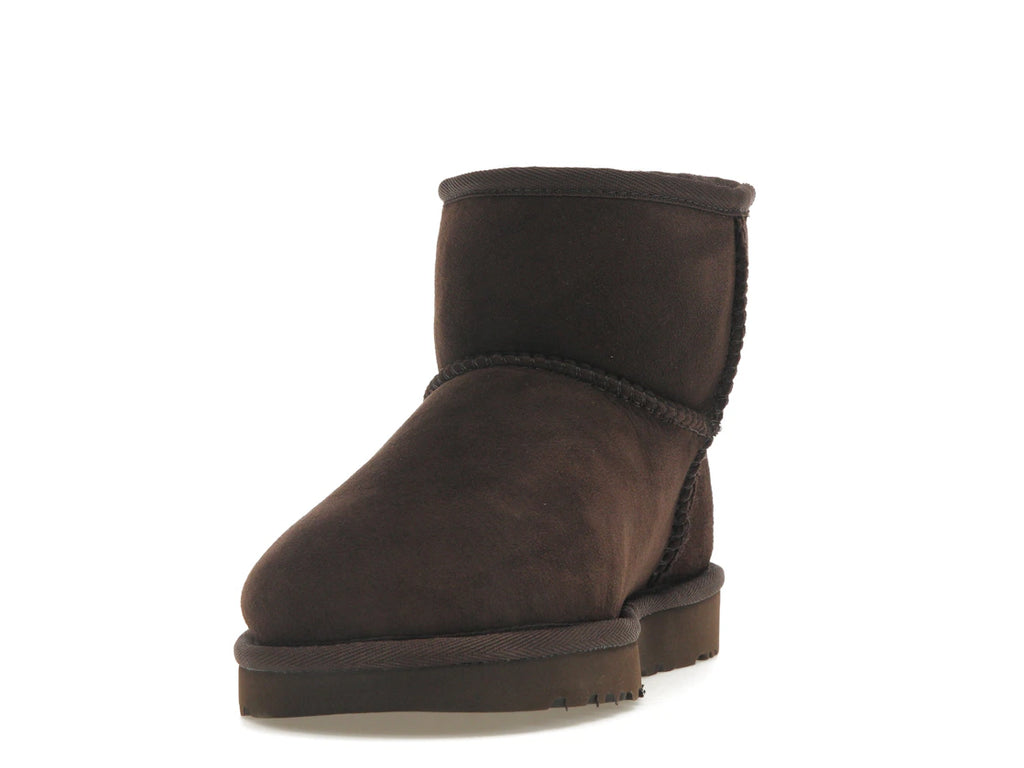 tenisky a boty UGG Classic Mini II Boot Chocolate (W) 1016222-CHO ADONIO