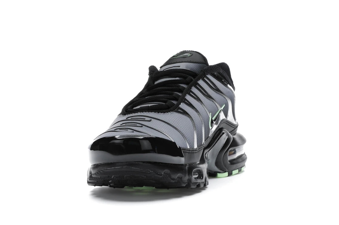 tenisky a boty Nike Air Max Plus Black Particle Grey Vapour Green CZ7552-001 ADONIO