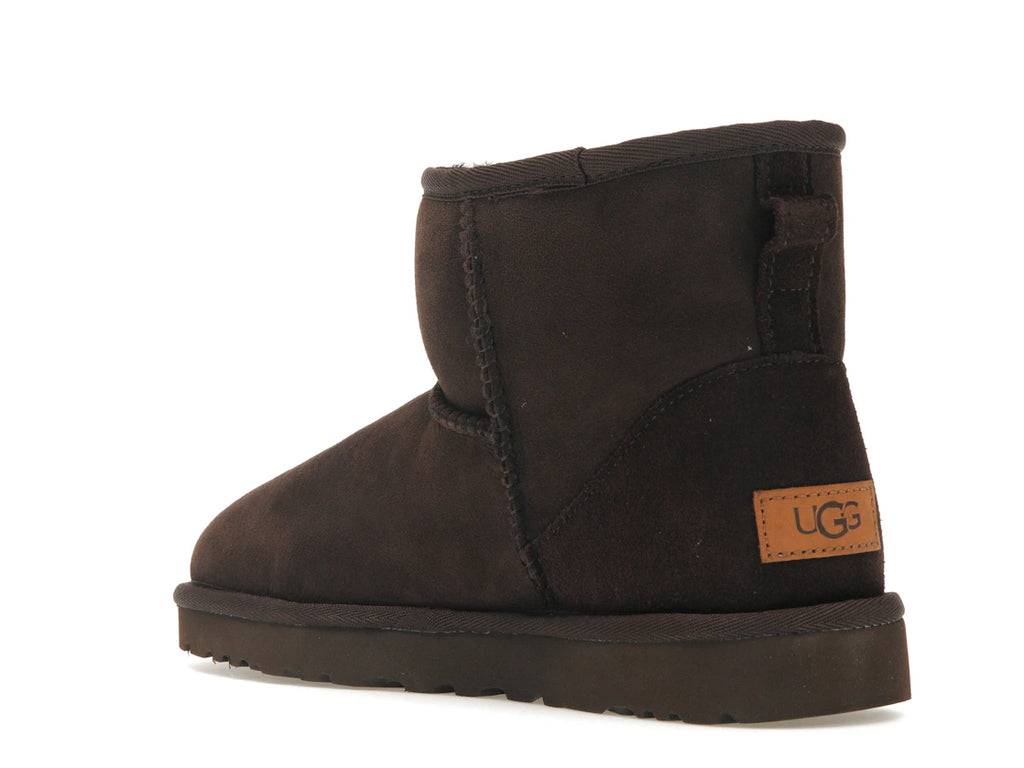 tenisky a boty UGG Classic Mini II Boot Chocolate (W) 1016222-CHO ADONIO