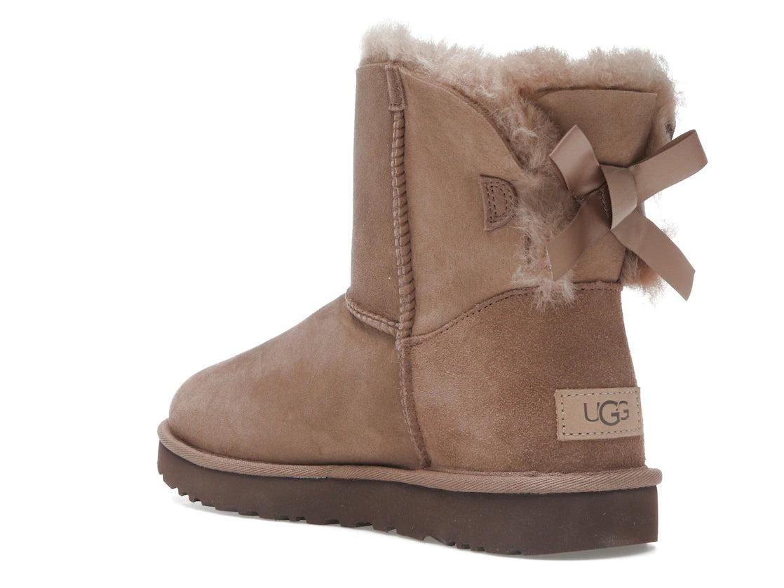 tenisky a boty UGG Mini Bailey Bow II Rocky Oak (W) 1016501-RYK ADONIO