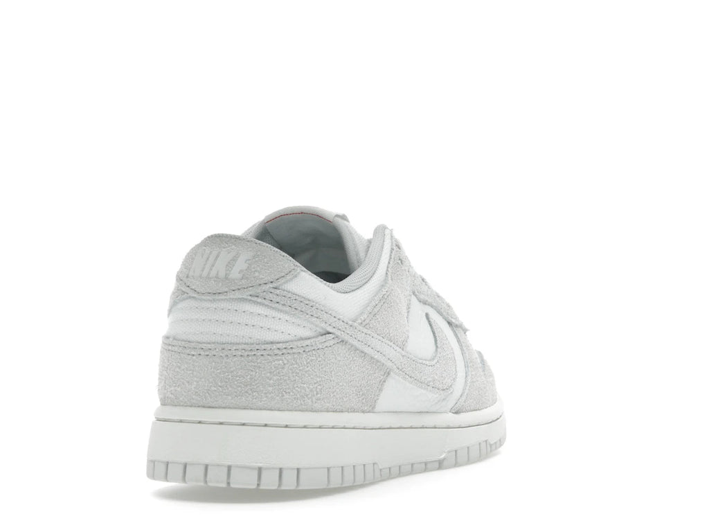 Nike Dunk Low Summit White Photon Dust (W)