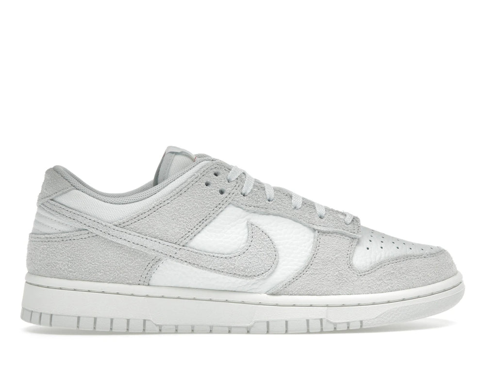Nike Dunk Low Summit White Photon Dust (W)